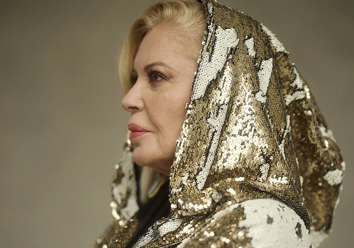 Bárbara Rey en una sesión de fotos para 'Vanity Fair'