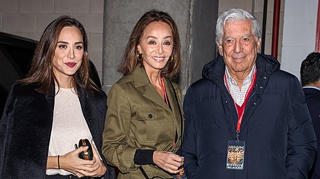 Tamara Falcó, Isabel Preysler y Mario Vargas Llosa