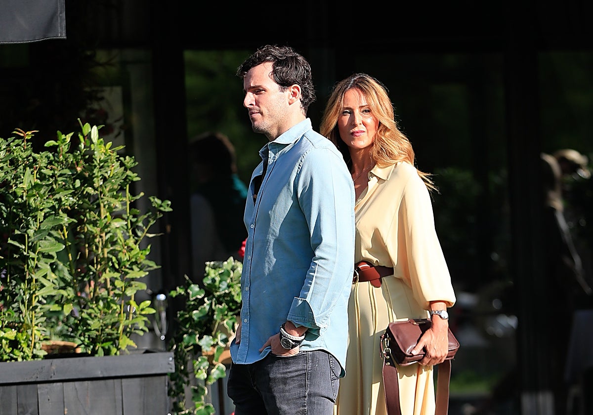 Carolina Molas y su hijo Iñigo Onieva