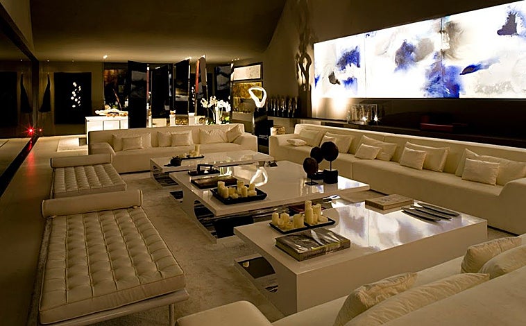 Imagen principal - Dentro de la casa de Cristiano Ronaldo