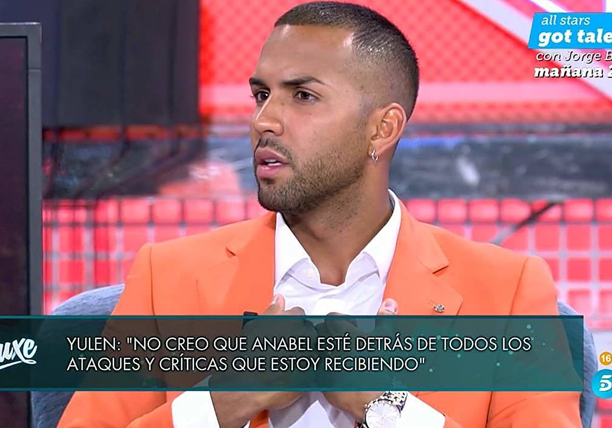 Yulen Pereira durante su entrevista en el Deluxe