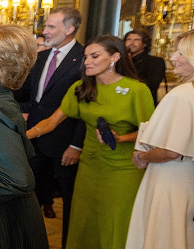 El Rey Felipe VI, su esposa la Reina Letizia y Marie Chantal