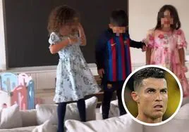 Georgina 'traiciona' a Cristiano vistiendo a su hijo del Barça