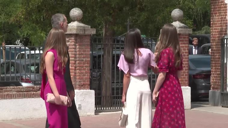 La infanta Sofía recibe la confirmación arropada por sus familiares más cercanos