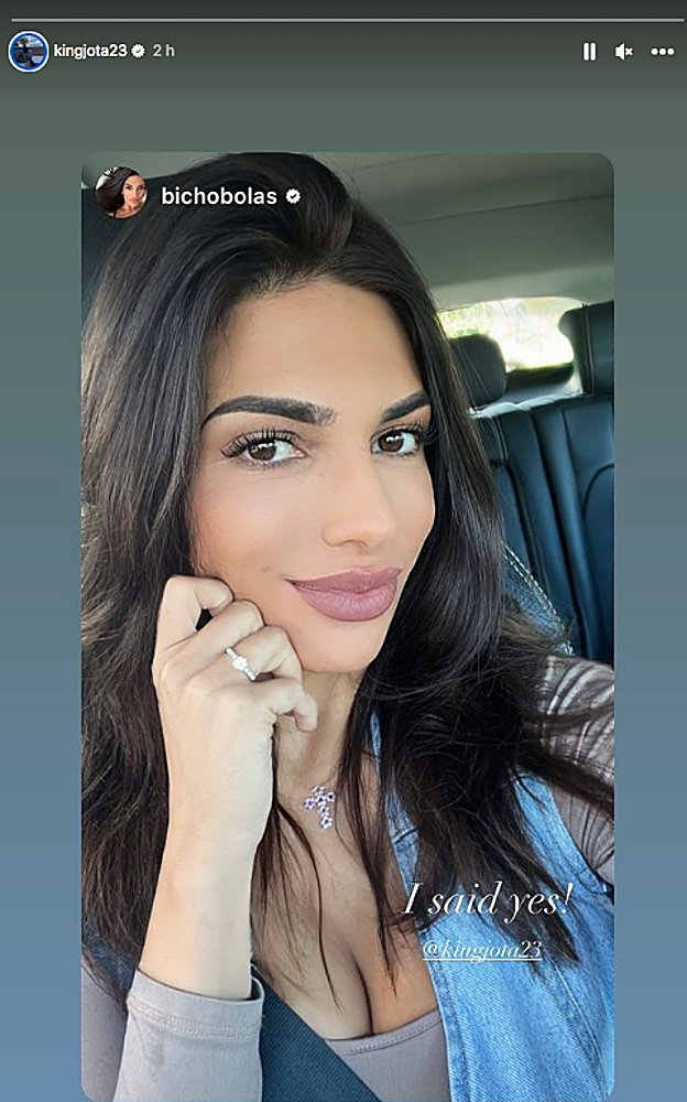 Publicación compromiso Jota Peleteiro y Miriam Cruz