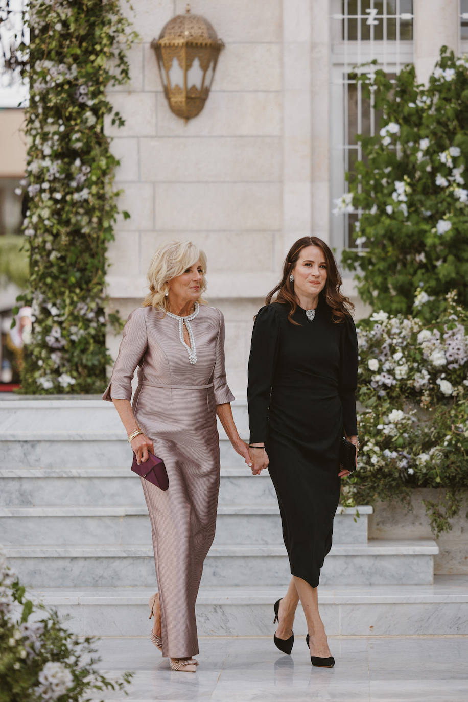 La primera dama estadounidense Jill Biden junto a su hija Ashley