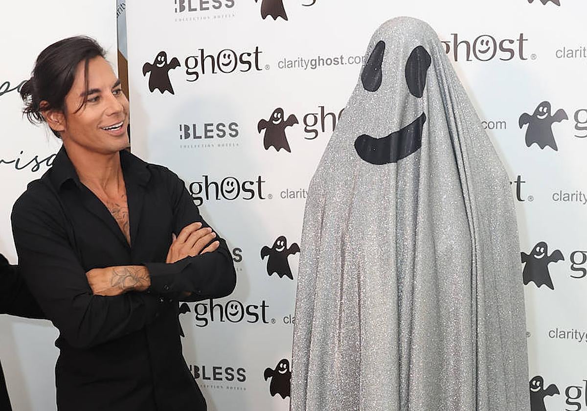 Julio Iglesias Jr. y Vivi di Domenico, el día que se presentó en sociedad