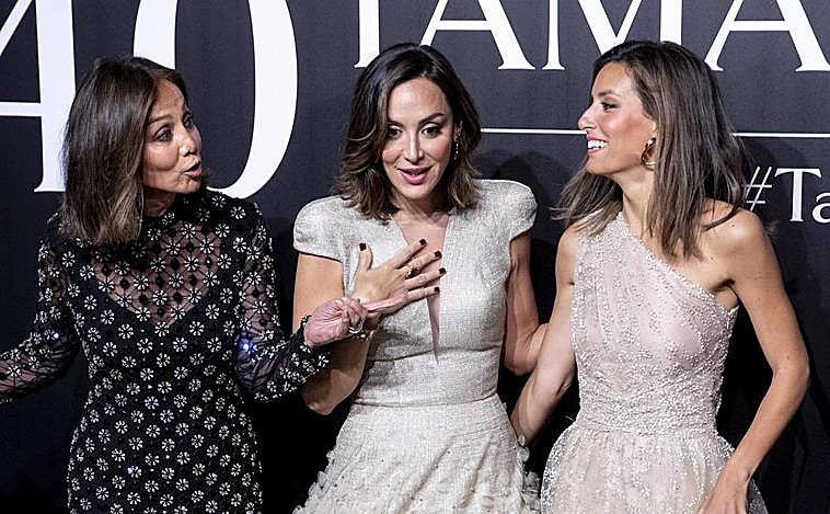 Ana Boyer adelanta algunos detalles de la boda de su hermana, Tamara Falcó