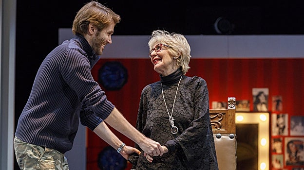 Manuel Velasco con su madre