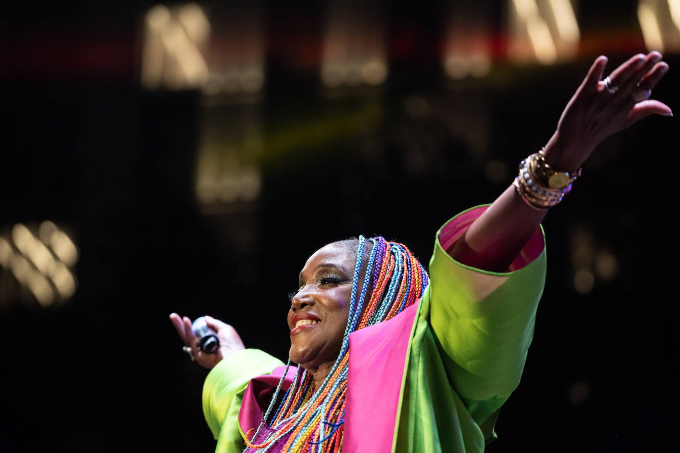 La cantante Lucrecia