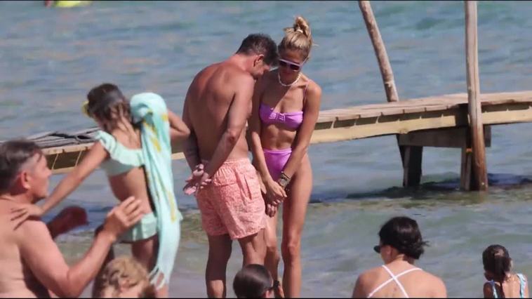 Carla Pereyra y Cholo Simeone se comen a besos durante sus vacaciones en Ibiza
