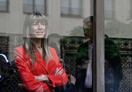 Begoña Gómez, la mujer de Pedro Sánchez que dirige un máster y lo acompaña en las cumbres más importantes