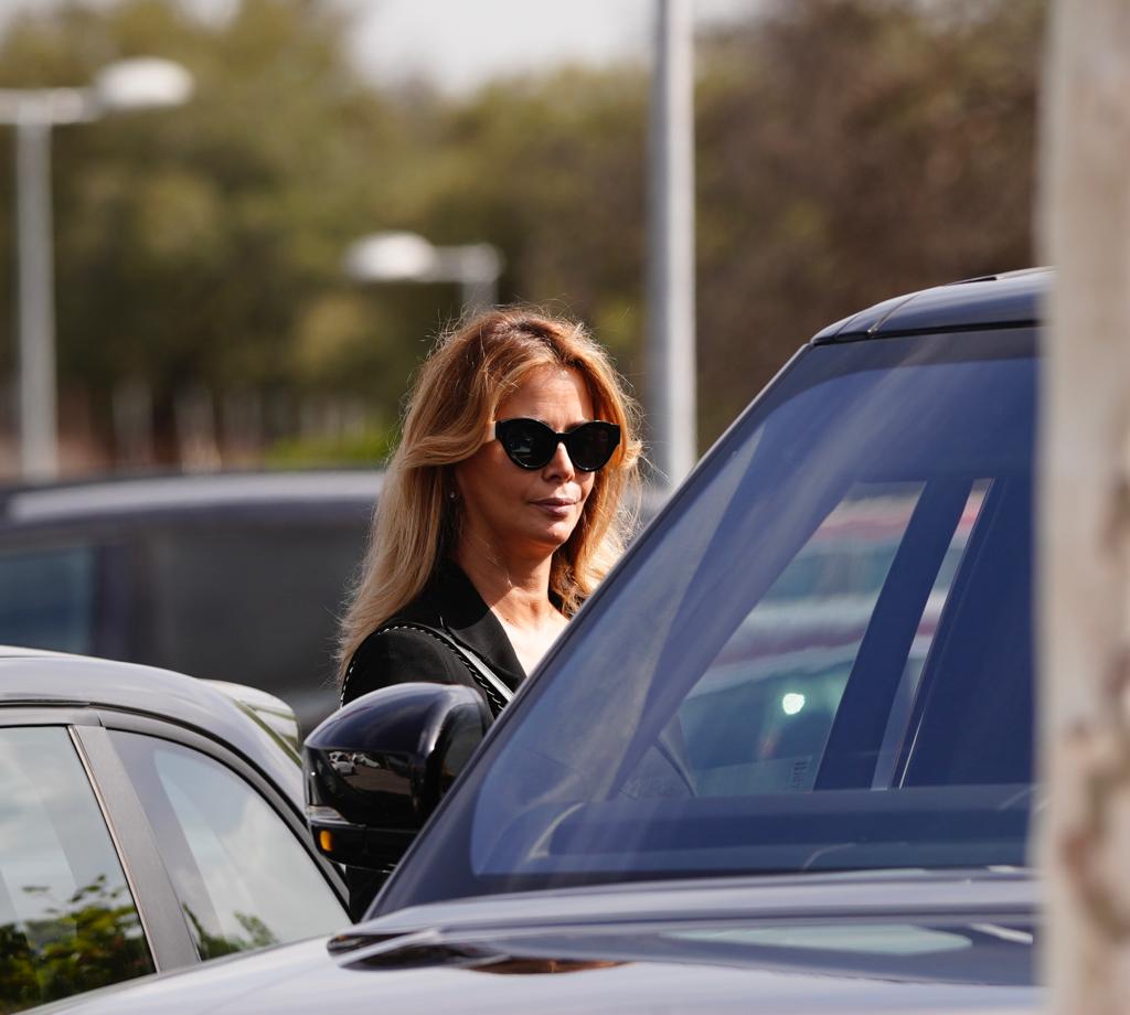 Sofía Mazagatos, muy embarazada, acudía junto a su pareja Tito Pajares 