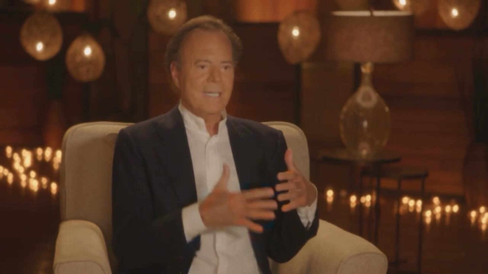 Julio Iglesias cumple 80 años con una felicitación muy especial