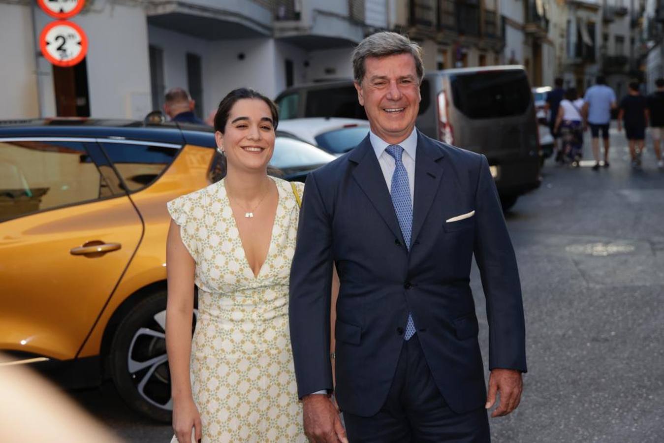 Llegada a San Román de Bárbara Mirjan Aliende y Cayetano Martínez de Irujo 