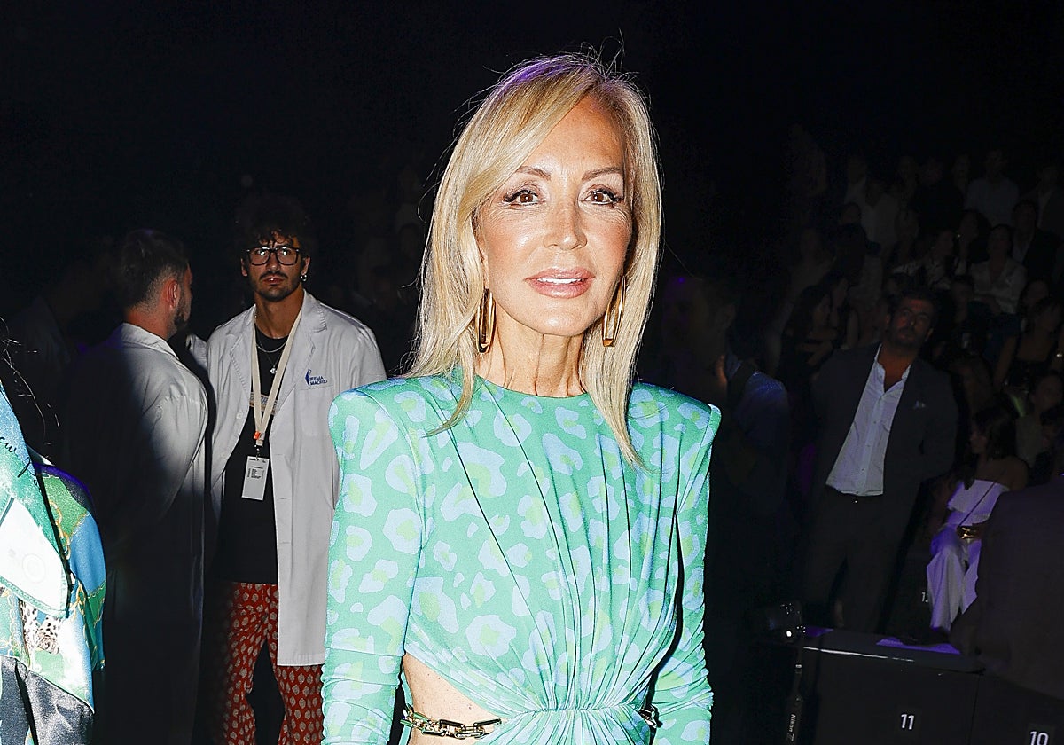 Carmen Lomana durante un desfile