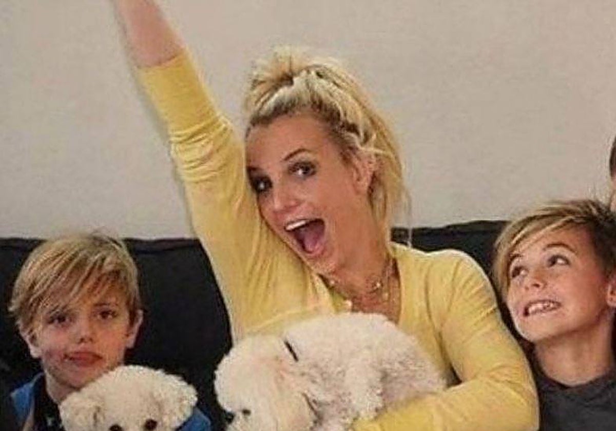 Britney Spears junto a sus dos hijos