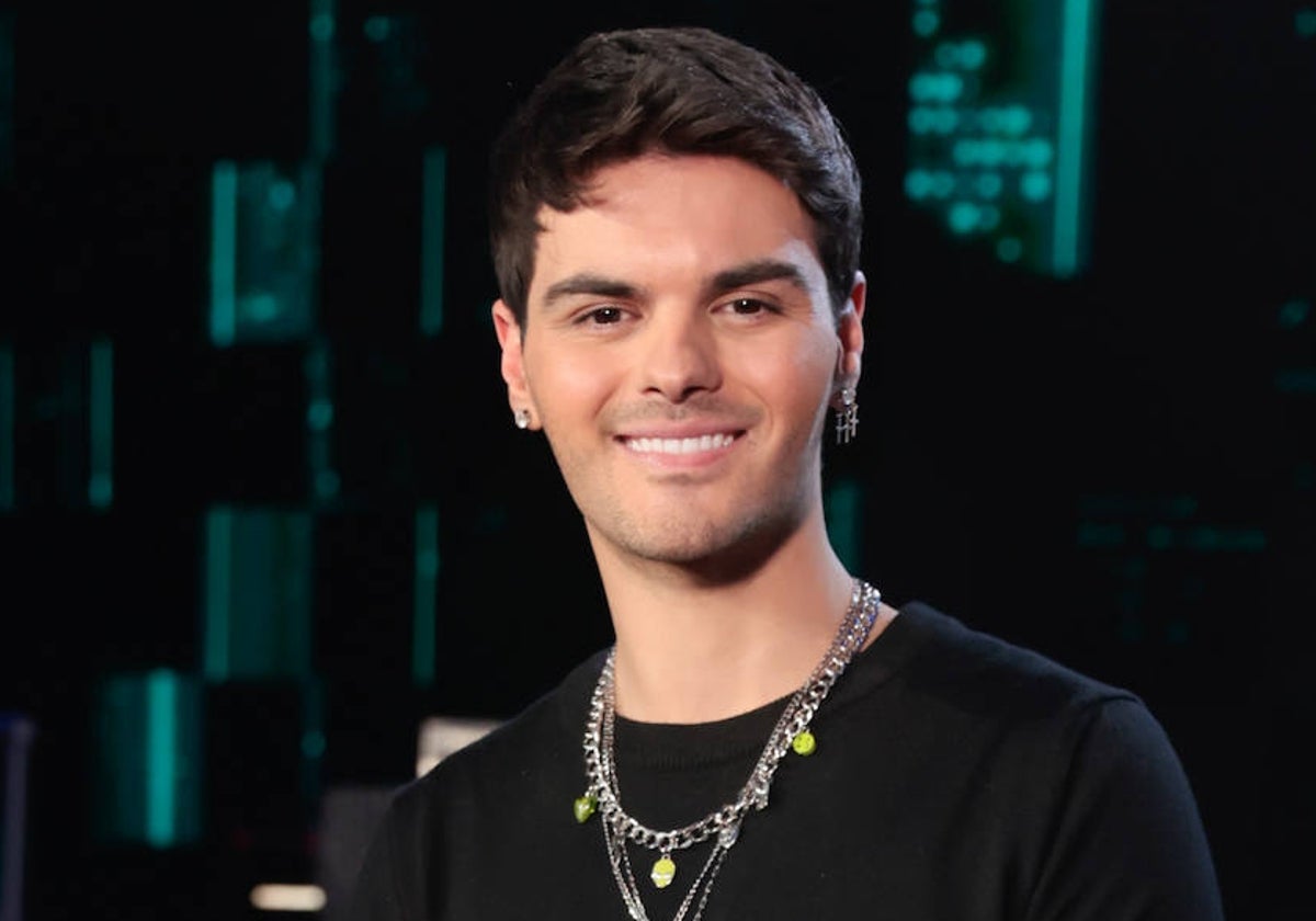 Abraham Mateo: «Mi novia y yo formamos una pareja muy transparente»