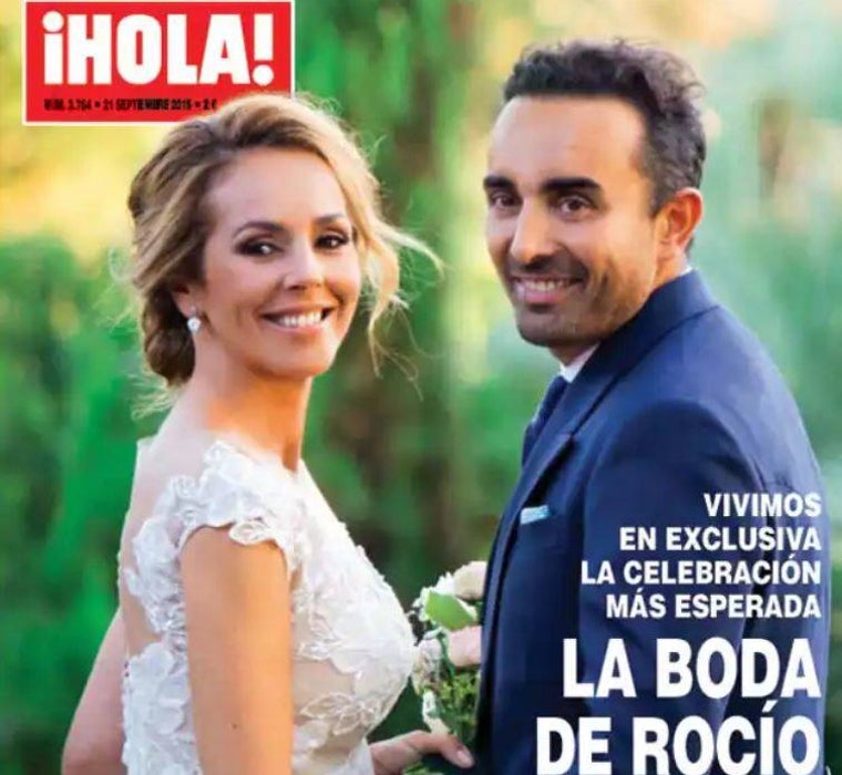 Portada de la revista ¡Hola! con la boda de Rocío Carrasco y Fidel Albiac