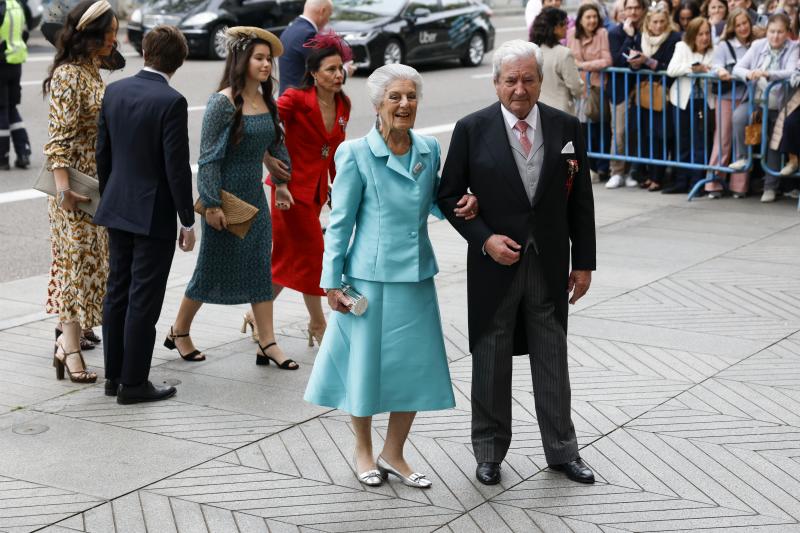 Teresa de Borbón-Dos Sicilias, abuela de la novia, a su llegada este sábado a la iglesia de San Francisco de Borja