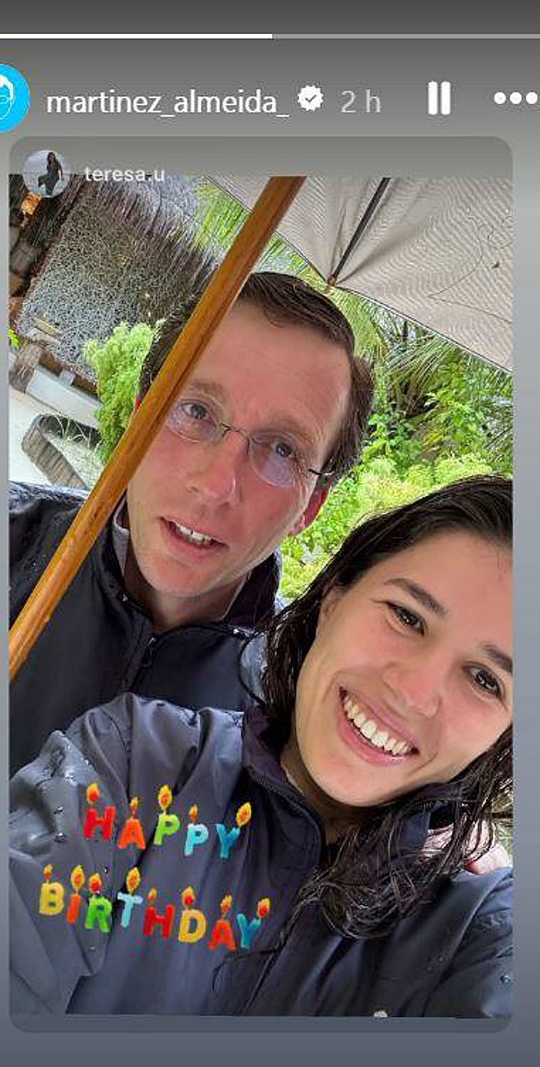 Martínez-Almeida y Teresa Urquijo