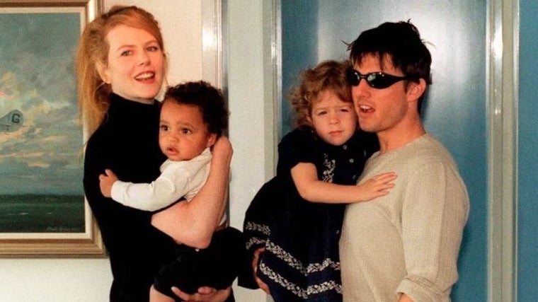 Nicole Kidman y Tom Cruise junto a sus dos hijos