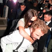 Victoria Beckham, a hombros de David tras su cumpleaños más loco