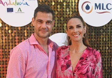 Nuria Fergó y su prometido, Juan Pablo Lauro, en un reciente acto promocional.