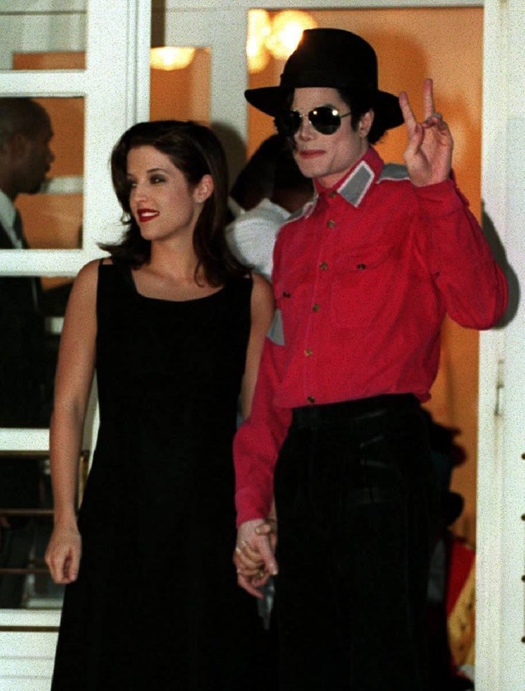 Lisa Marie Presley y Michael Jackson