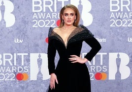 Adele arremete contra un seguidor por lanzar comentario homófobo durante su concierto: «No seas tan ridículo»