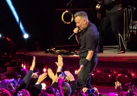 Courteney Cox vuelve a bailar con Bruce Springsteen 40 años después