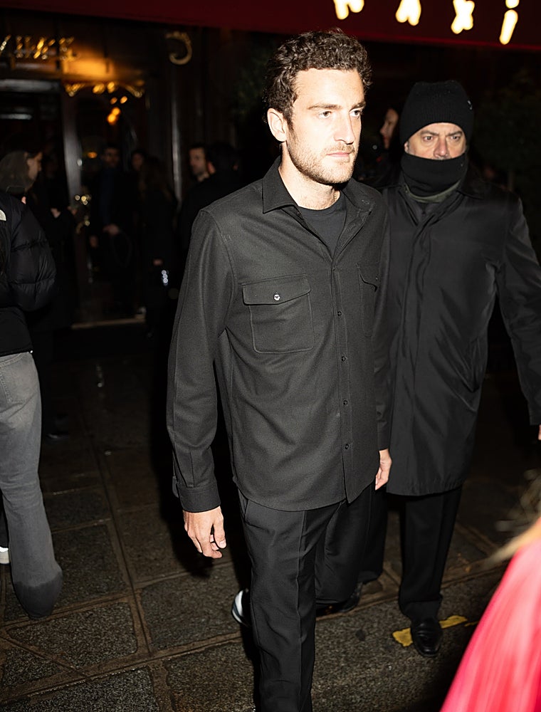 Peregrine Pearson en Paris