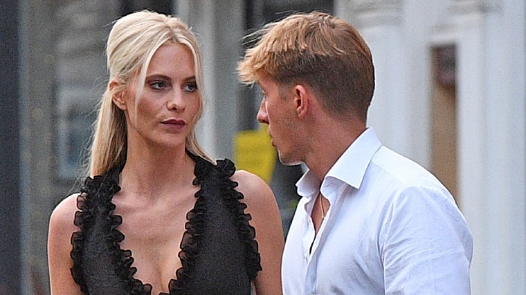 Constantino Alexios de Grecia y Poppy Delevingne