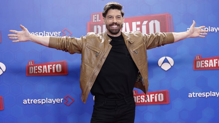 Adrián Lastra en el 'photocall' de 'El Desafío'