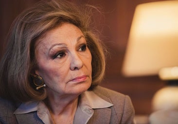 La trágica vida de Farah Diba llega a Hollywood: un exilio, la muerte del sha de Persia y el suicidio de dos hijos