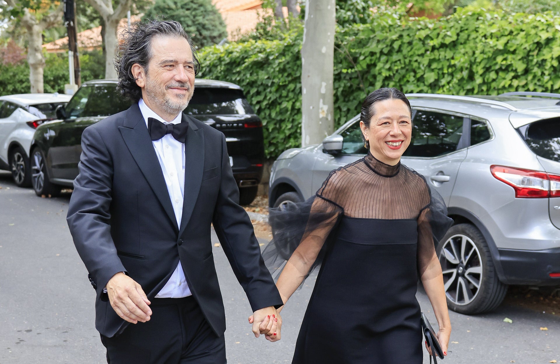 Invitados llegando a la boda