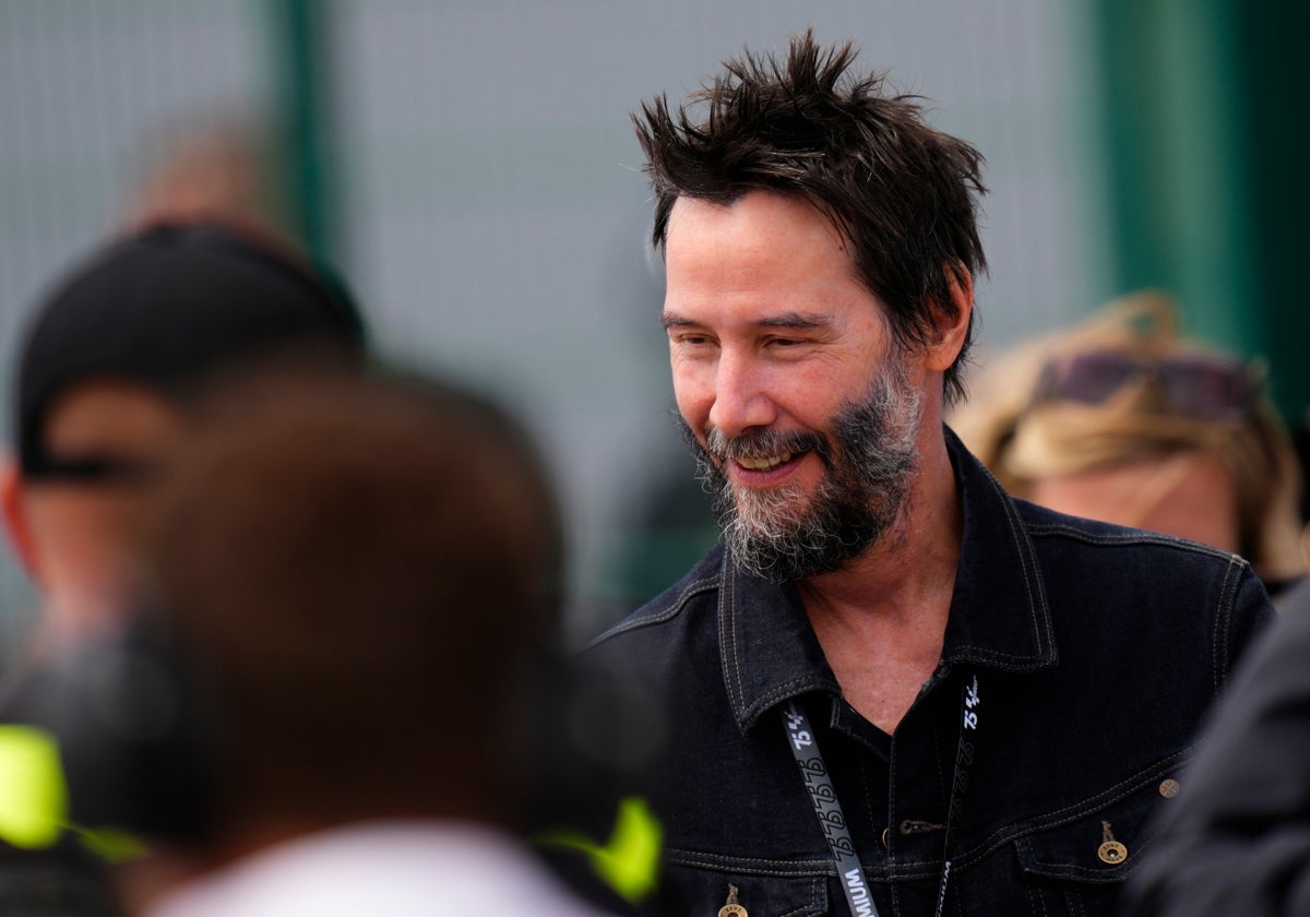 Keanu Reeves revela su proceso de introspección escribiendo su primera novela