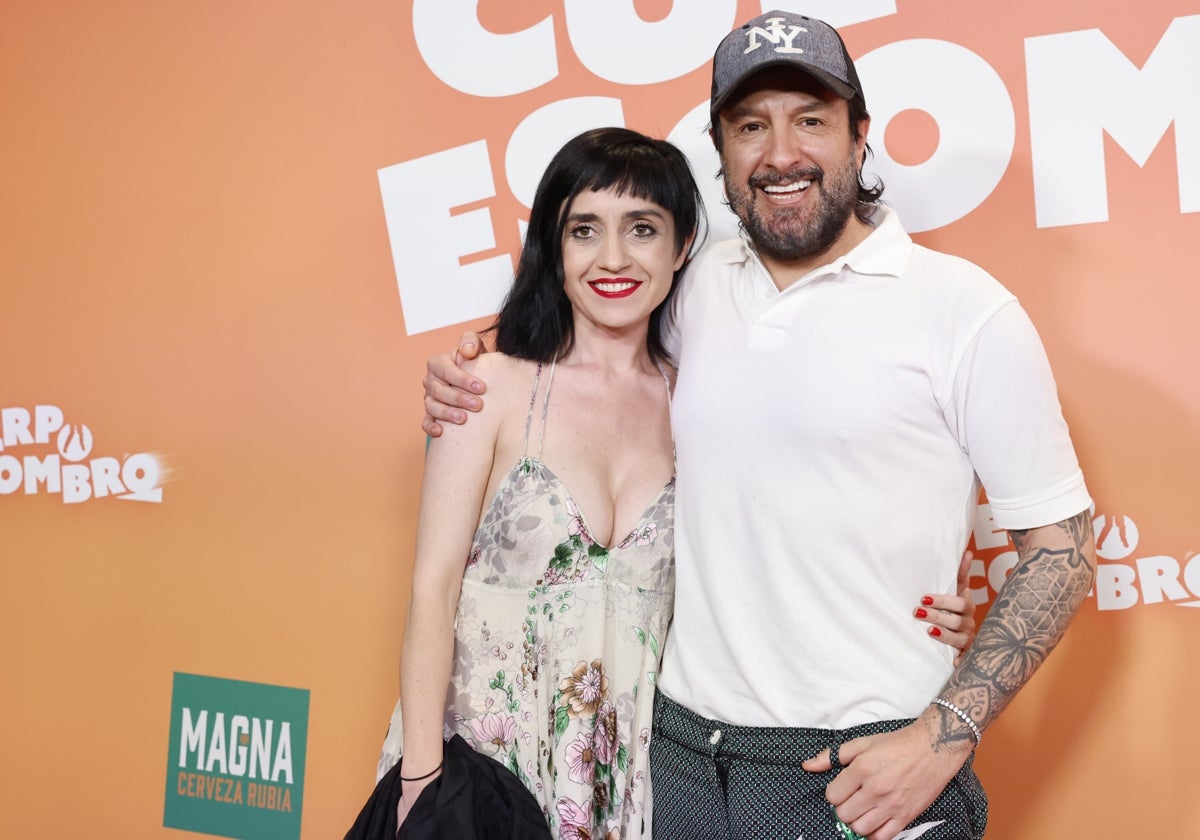 Rafael Amargo y su compañera, Luciana Borgiana, durante la premier de «Cuerpo Escombro'.