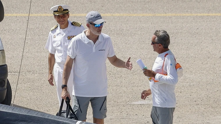 El Rey Felipe VI llegando a la base naval mallorquina de Porto Pi