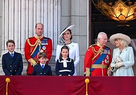 Salen a la luz las curiosas normas de la Familia Real británica a la hora de la comida