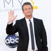 Kenneth Iwamasa, el asistente de Matthew Perry que lo encontró flotando en jacuzzi y que ahora está detenido