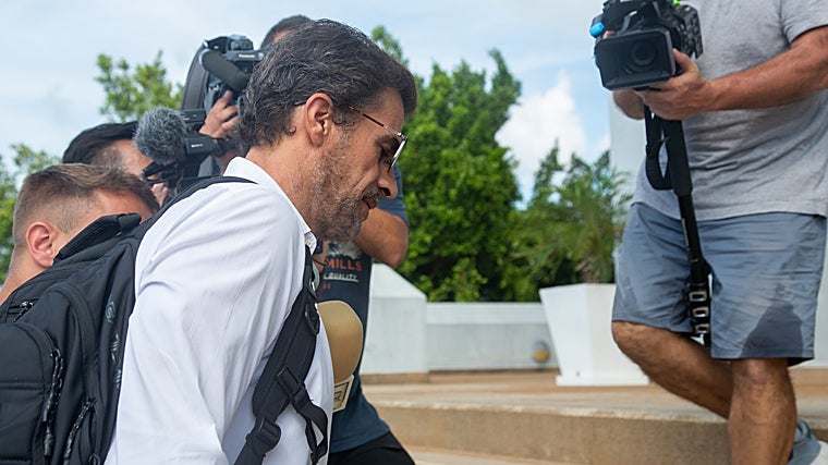 Primeras palabras de Rodolfo Sancho tras la condena de su hijo: «A seguir luchando»