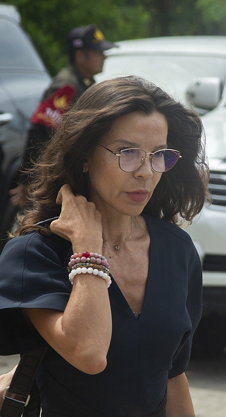 Daniel Sancho recibe la visita de su madre, Silvia Bronchalo, en la prisión de Surat Thani