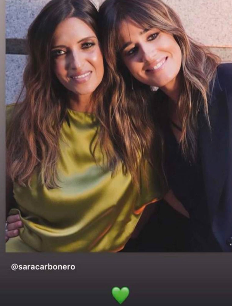 Sara Carbonero lima supuestas asperezas con Isabel Jiménez con un corazón verde