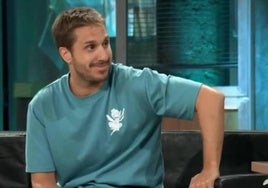 Quién es Pablo Ibarburu, colaborador de 'La Revuelta': sus monólogos en Nueva York y su relación con Valeria Ros
