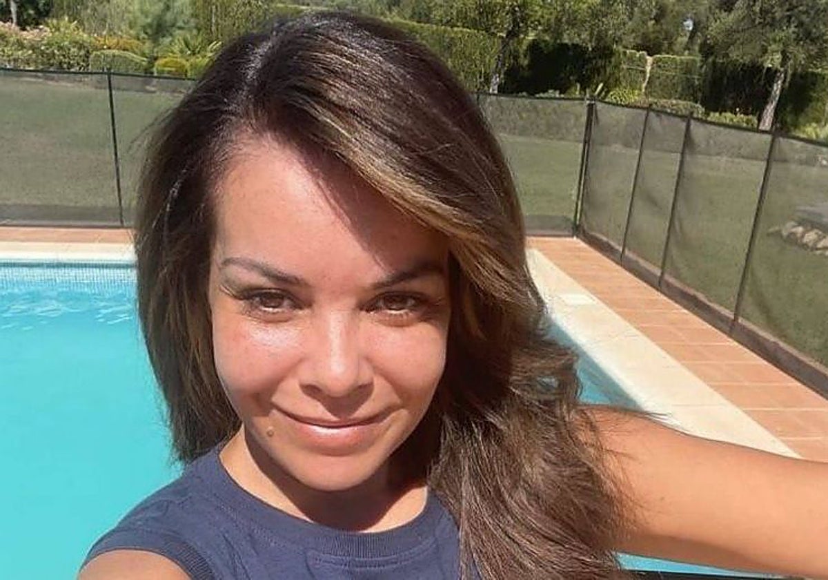 María José Campanario comparte una enigmática reflexión: «Practica la crítica inversa»