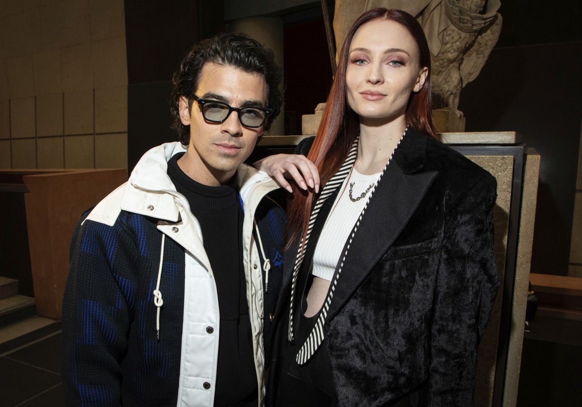 Sophie Turner, más reflexiva que nunca sobre su «duro» divorcio de Joe Jonas al compararlo con una película de terror