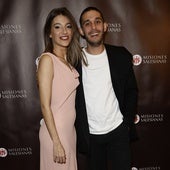 La boda de Ana Guerra y Víctor Elías: un pintor, lágrimas, nada de marisco... y una foto en el baño
