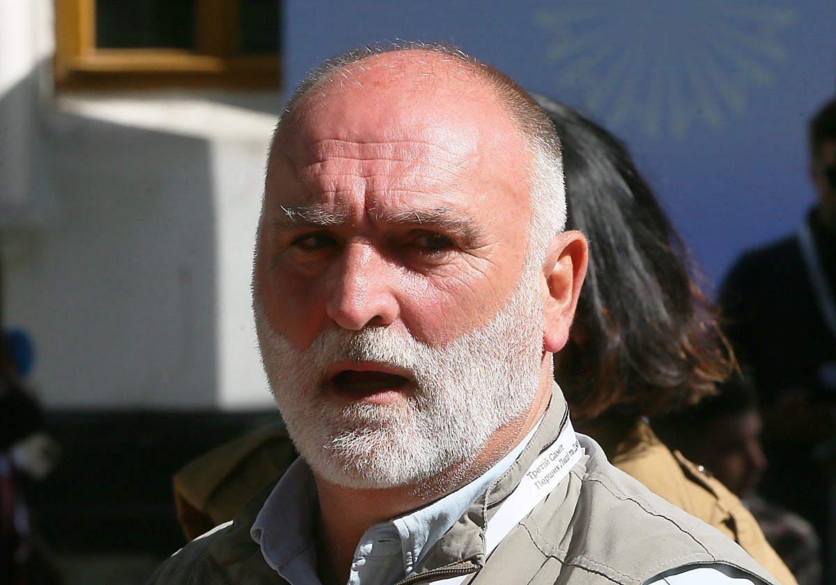 El chef José Andrés está desarrollando en Valencia una increíble labor humanitaria.