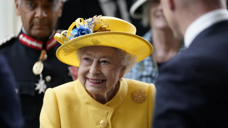 The secrets of Elizabeth II's diary: the Queen's final words at Balmoral